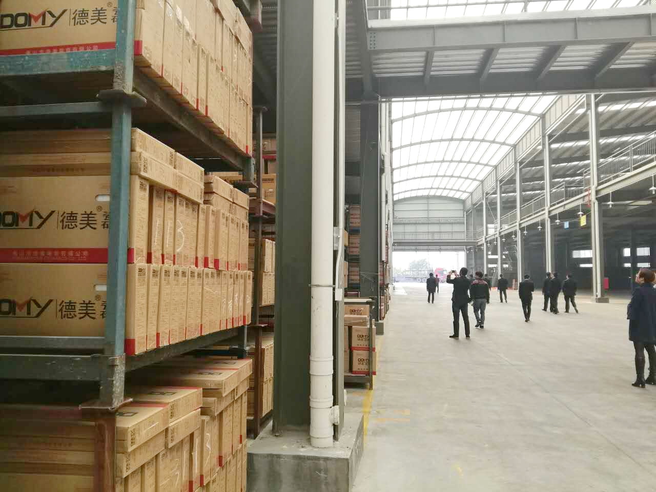 �����ɴu����7�f��ƽ����һվʽ����(w��)���Ă}