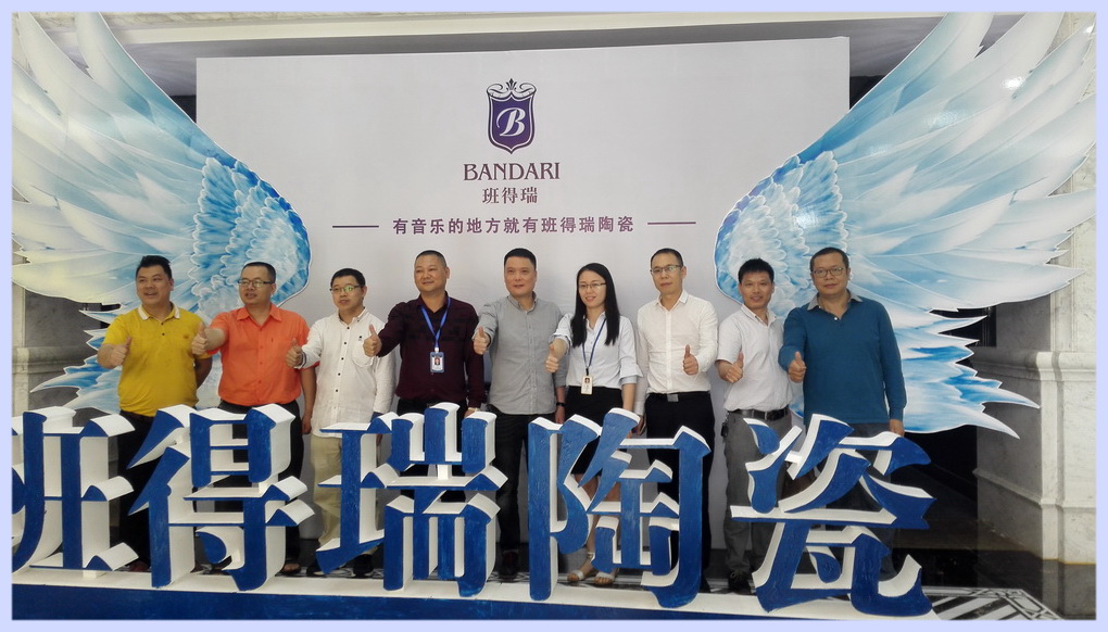 �����������������֮�����I(l��ng)�س̙C(j��)Ʊ��