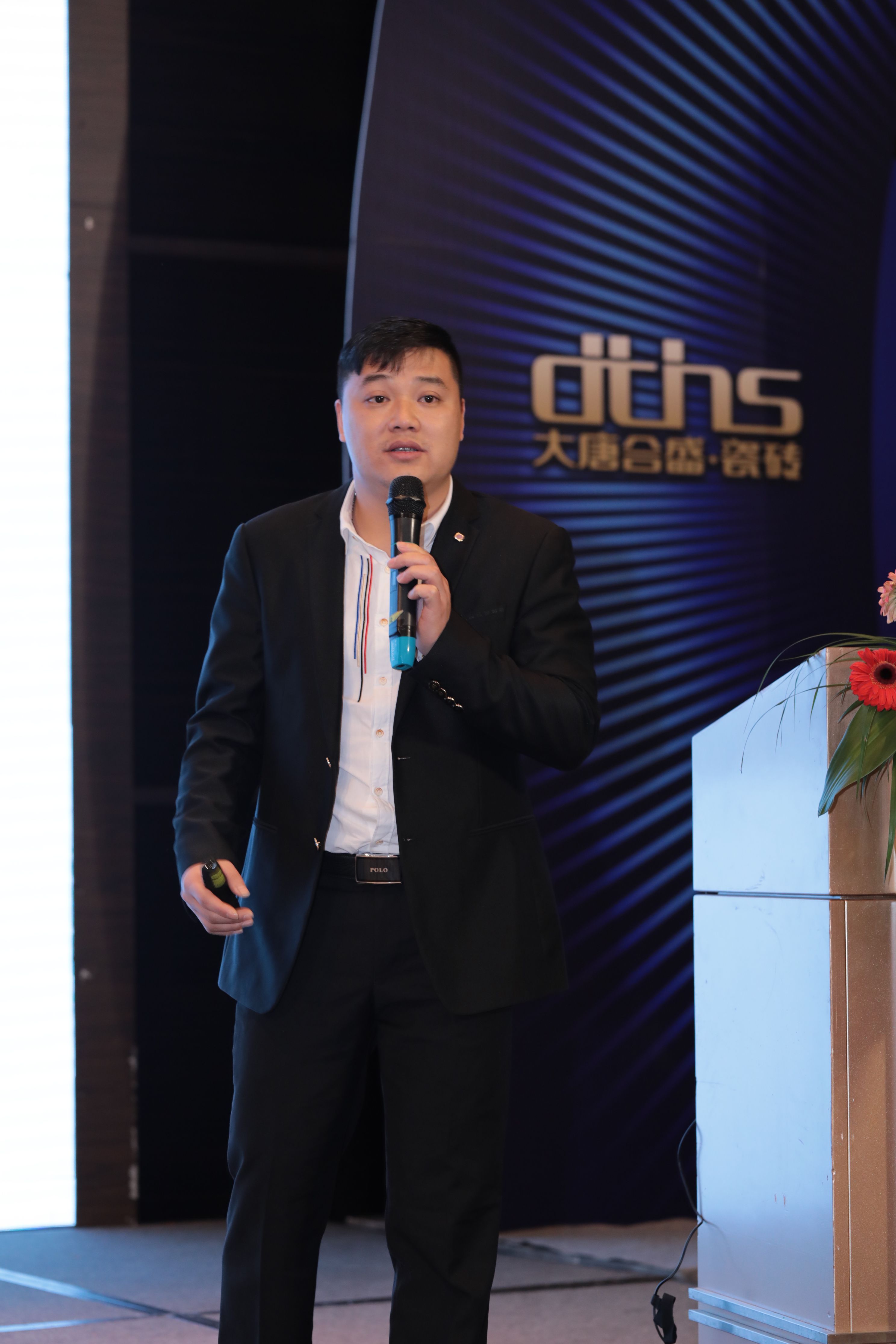 8 ������(j��ng)����I�N���Ŀ���(j��ng)����¡������현�ͻ�� ������܇�����}���v.jpg